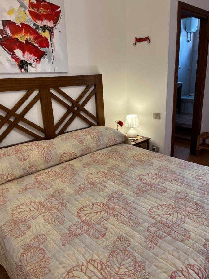 Bed and Breakfast Il Cortile Calasetta Esterno foto
